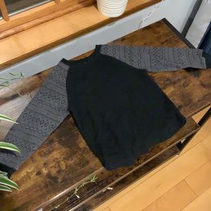 Cat & Jack Boys 4/5 XS Black fleece long sleeve